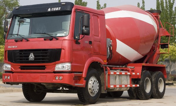 攪拌運輸車保養(yǎng) 攪拌運輸車保養(yǎng)