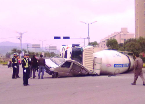 工程車事故 工程車事故
