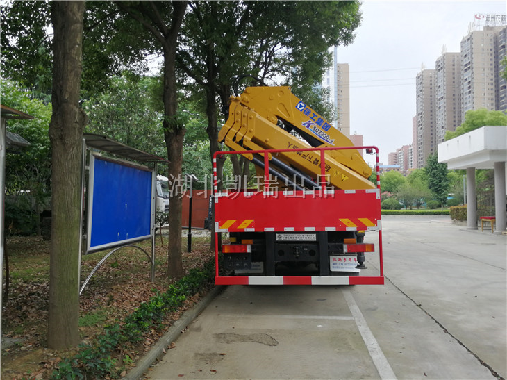 DWJ5312JJHD5型計量檢衡車停在業主院內等待掛牌 DWJ5312JJHD5型計量檢衡車停在業主院內等待掛牌